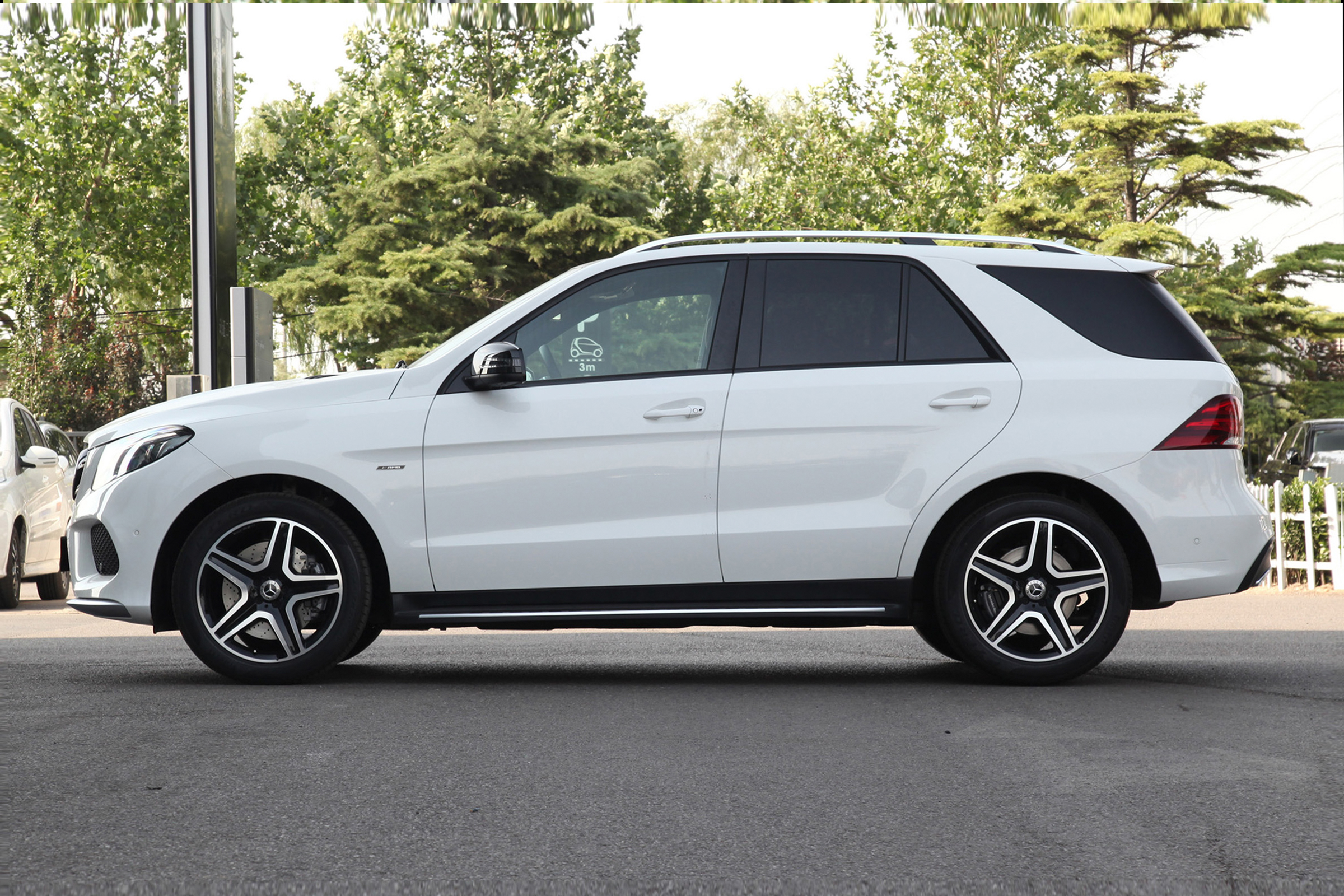 奔驰glephev深度评测,奔驰gle对比卡宴评测