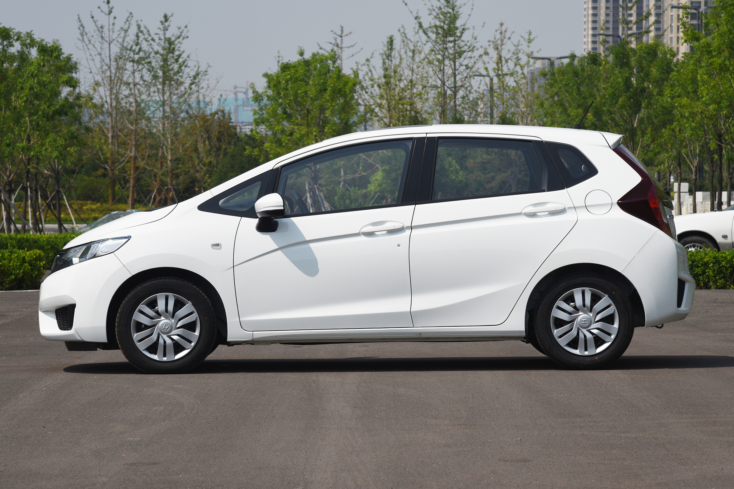 走近科学:买飞度科学吗?