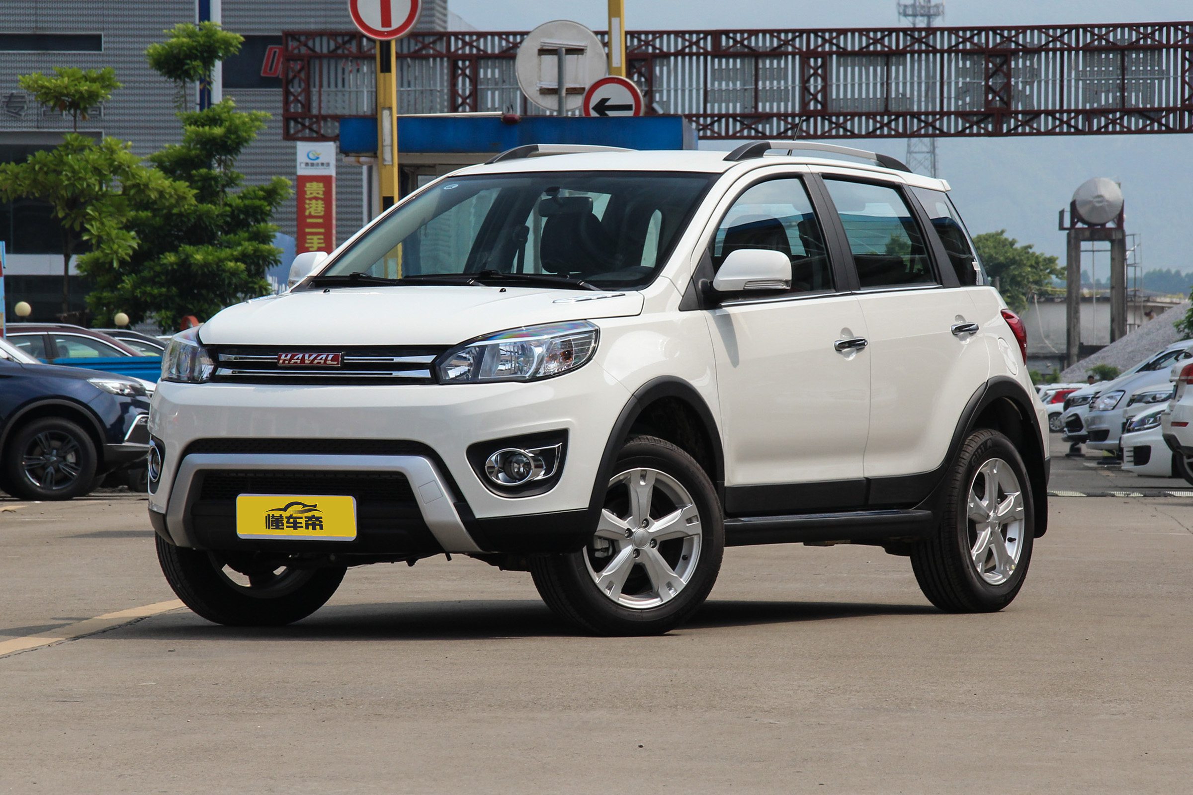 哈弗h1报价及图片大全,哈弗h1值多少钱