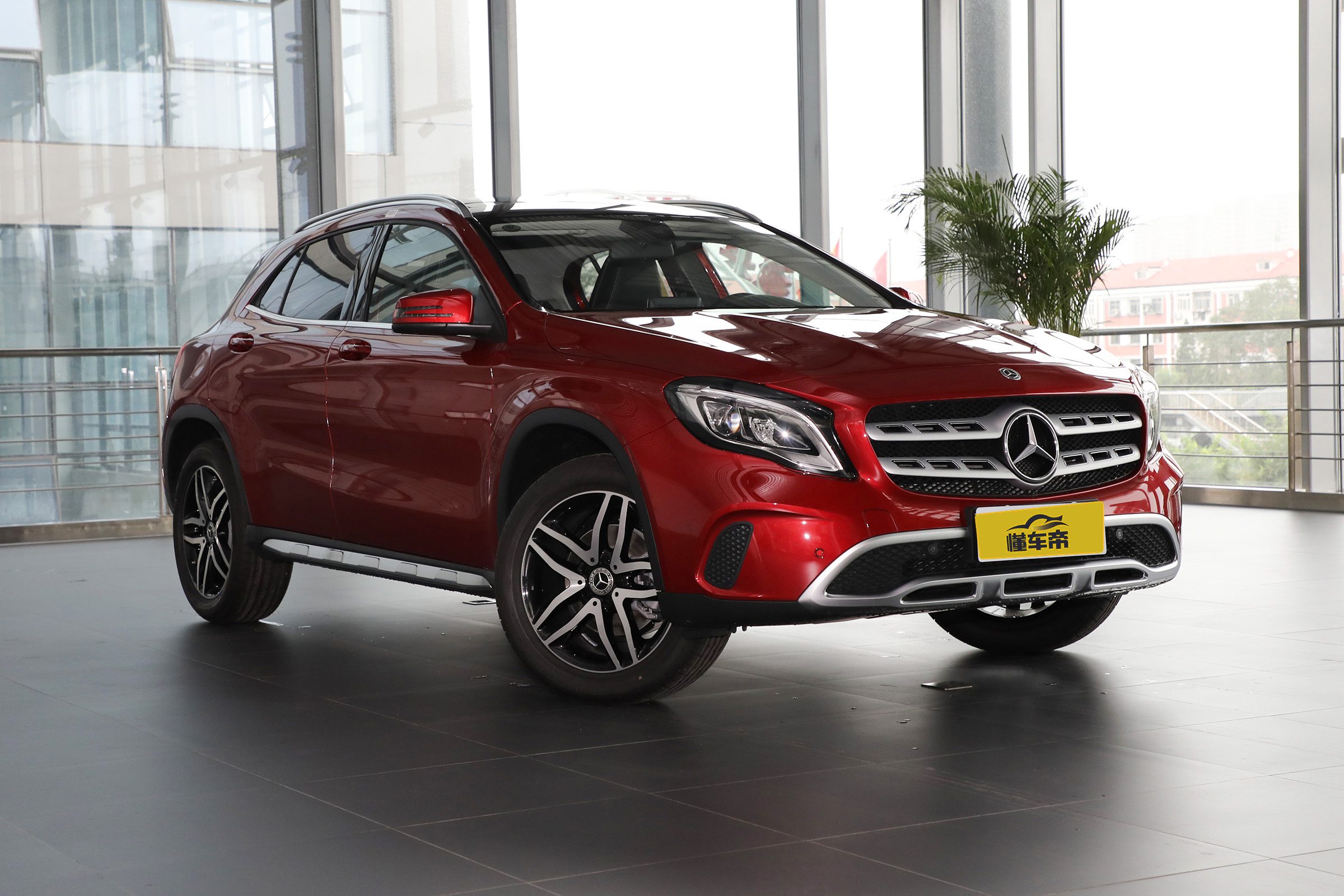 试驾gla奔驰,2016奔驰gla空间实测