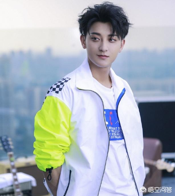 鏉庢槗宄拌敗寰愬潳涓垎,鏉庢槗宄拌敗寰愬潳鍒樻捣