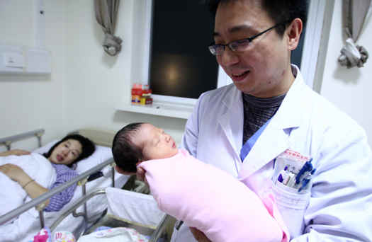 2016属猴宝宝出生旺月,2016猴几点出生最好命男孩