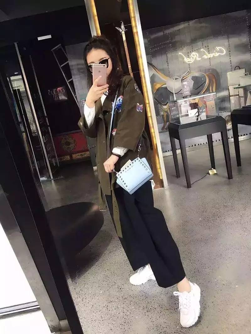 春夏好看实用的包包,告别臃肿绑出时尚感