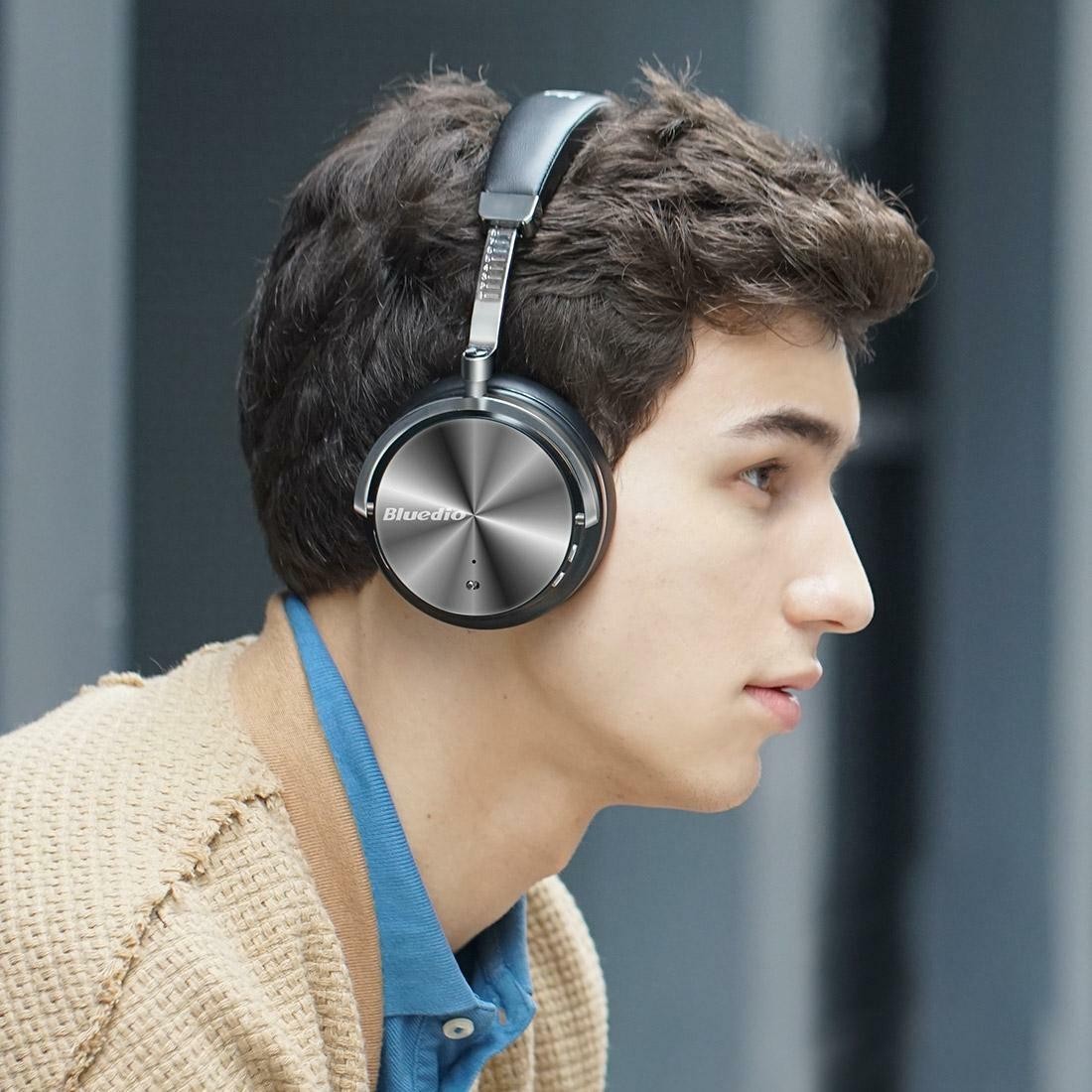 亚马逊排名第一耳机,亚马逊排名前十的耳机品牌