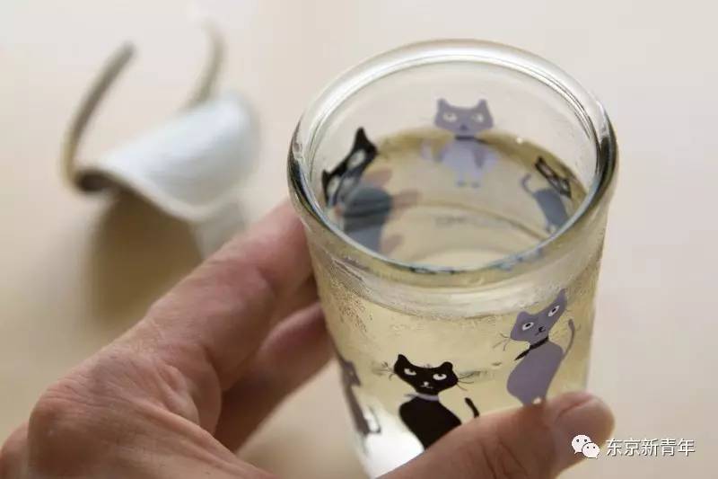 终于知道女人为什么抽烟喝酒了,终于知道日本女生为什么那么瘦了