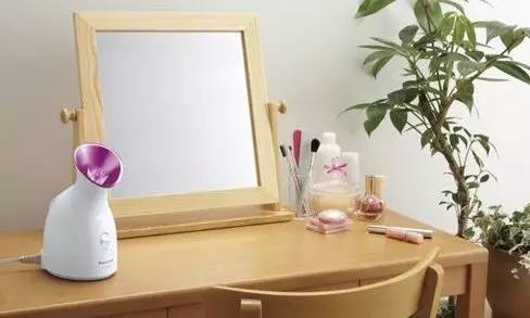 编辑朋友圈｜听说，你宁可相信爱情，也不信美容仪？