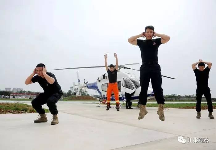 帅炸！五一小长假成都警方空中巡逻，川观君坐直升机亲历空中安保