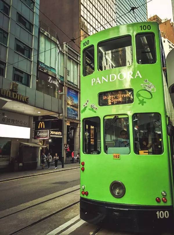 再一次香港｜带着老妈去看花花世界，佐敦觅食，中环闲逛，维港夜游，探索迪士尼的童话天地！