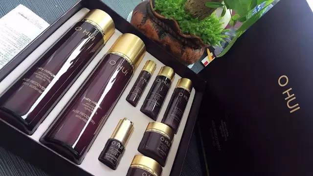 夏天用什么水乳控油清爽补水,夏天清爽水乳套装排行榜前十名