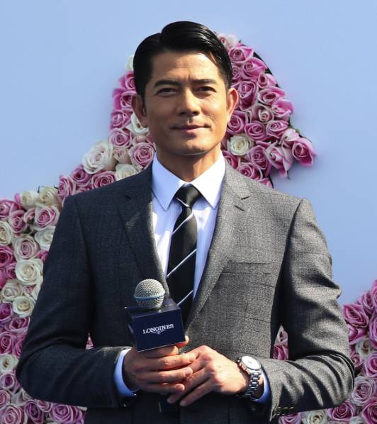 顶尖骑手比赛,环球马术冠军赛开赛