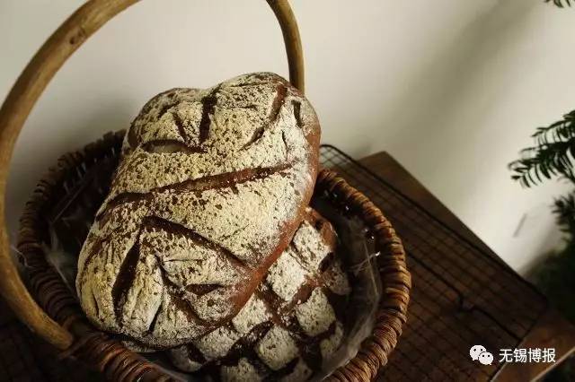 一个自律的烘焙师,一名业余的烘焙师