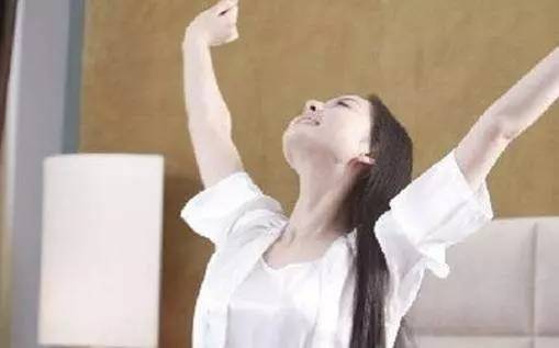 「健康」你还以为声音嘶哑只是因为感冒或者上火？错过最佳治疗时机再后悔就晚了！