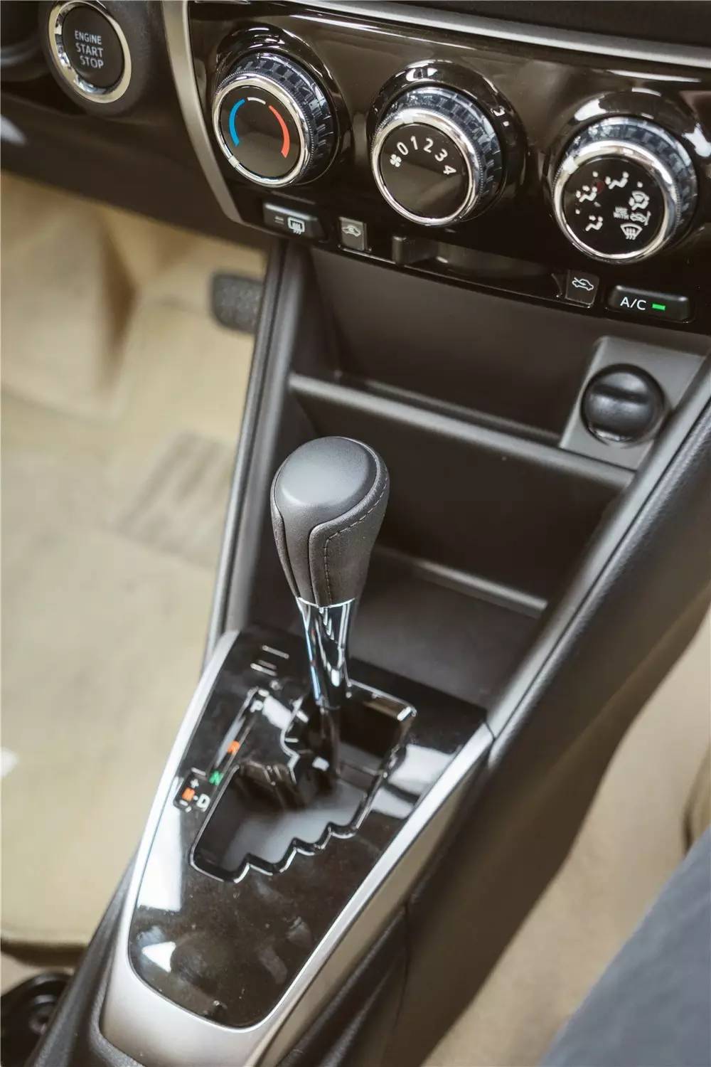 全新丰田致炫深度测评,夹缝中生存之道