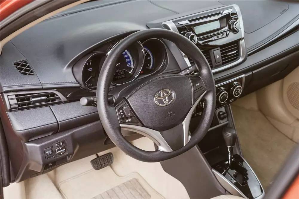 全新丰田致炫深度测评,夹缝中生存之道