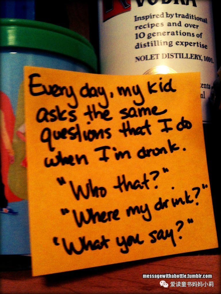 妈妈赚钱养家，爸爸辞职带俩娃累傻了，活活被逼成段子手