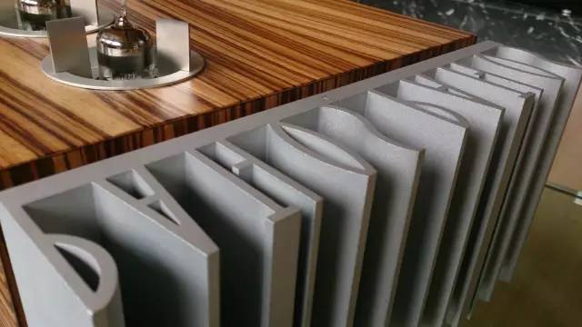 elipson钃濈墮闊崇,elipson闊冲搷璇勬祴