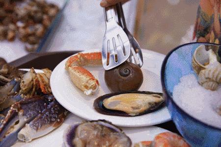 海鲜自助中的平价战斗机，还没支口红贵