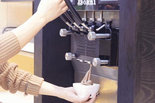 海鲜自助中的平价战斗机，还没支口红贵