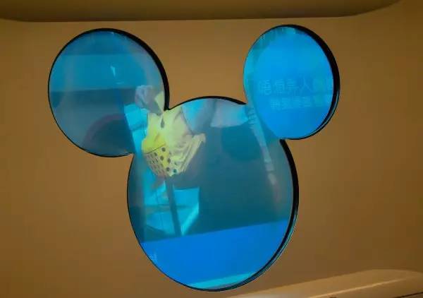 再一次香港｜带着老妈去看花花世界，佐敦觅食，中环闲逛，维港夜游，探索迪士尼的童话天地！