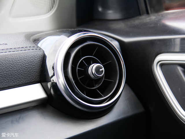 名爵zs2020款1.5l手动车有多重,名爵zs1.5T