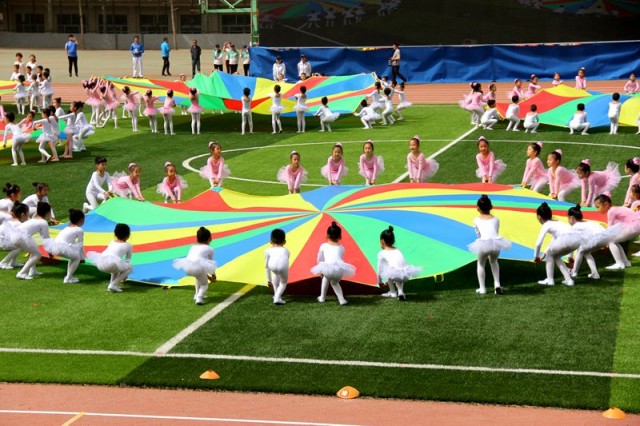 济南市中区小学春季运动会,狂欢嘉年华表演