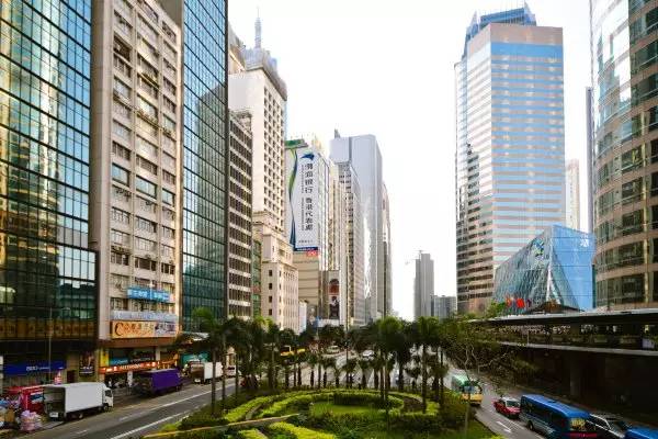 再一次香港｜带着老妈去看花花世界，佐敦觅食，中环闲逛，维港夜游，探索迪士尼的童话天地！