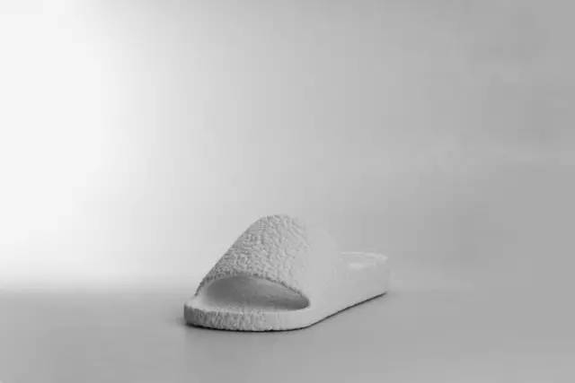 便宜又好看的潮鞋拖鞋,今年最潮的鞋夏季拖鞋