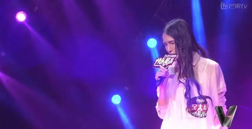 2017歌手巅峰会迪玛希,迪玛希湖南卫视边跳边唱燃爆全场
