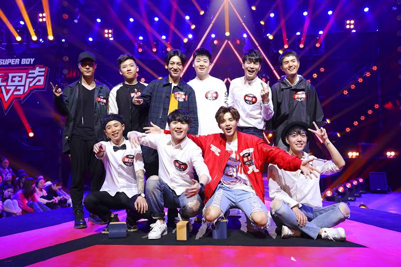 2017歌手巅峰会迪玛希,迪玛希湖南卫视边跳边唱燃爆全场