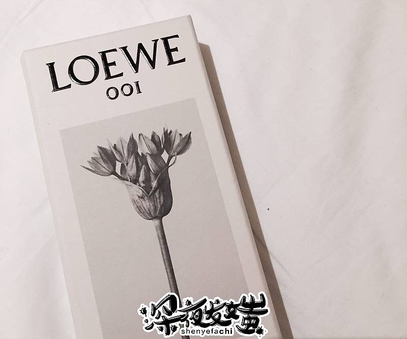 为什么买的香水味道一样的,为什么别人买的香水那么好闻