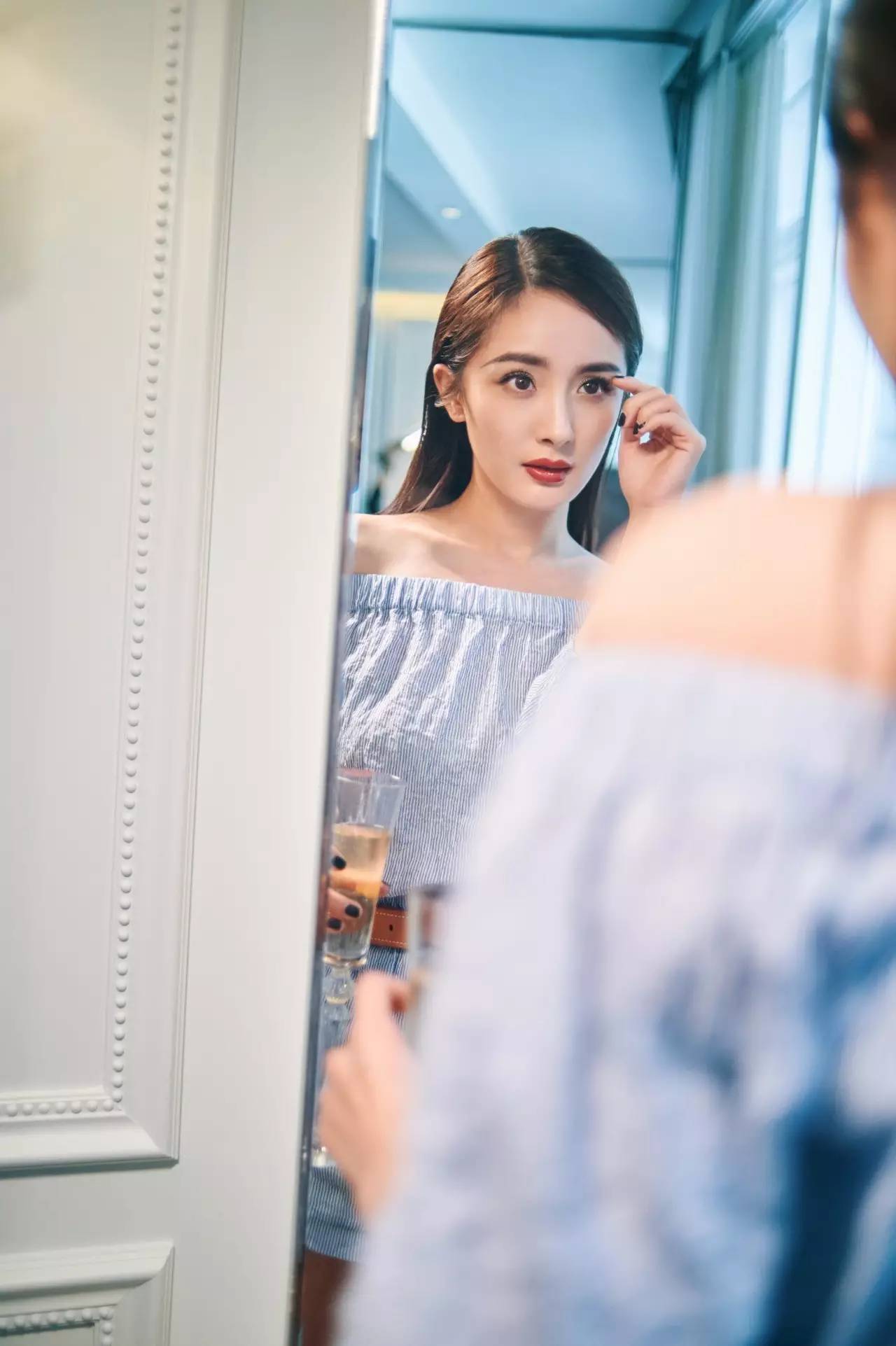 杨幂上红毯,杨幂metgala首秀