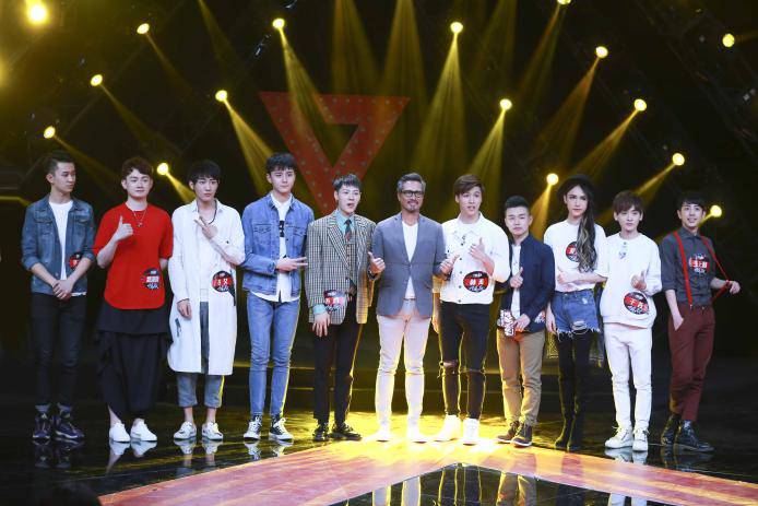 2017歌手巅峰会迪玛希,迪玛希湖南卫视边跳边唱燃爆全场