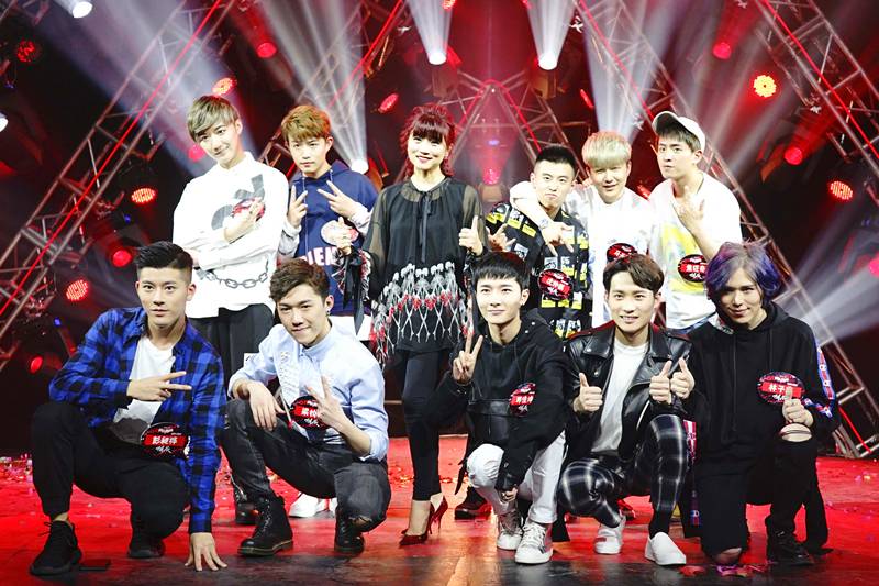 2017歌手巅峰会迪玛希,迪玛希湖南卫视边跳边唱燃爆全场