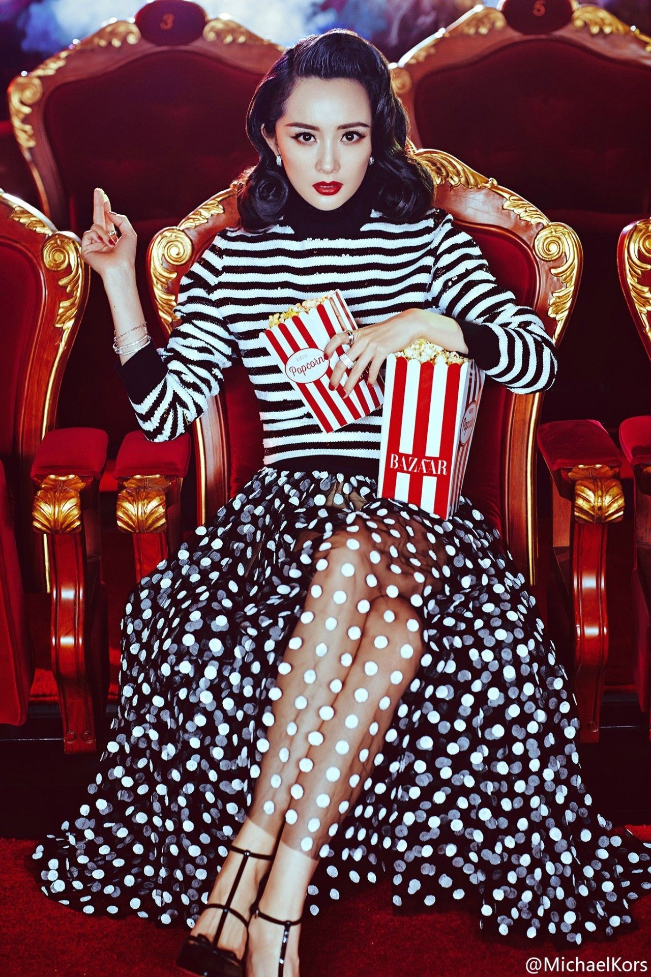 杨幂上红毯,杨幂metgala首秀