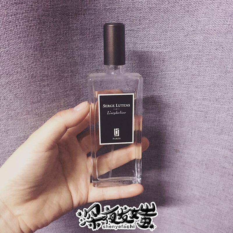 为什么买的香水味道一样的,为什么别人买的香水那么好闻