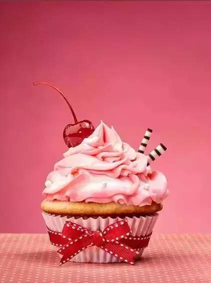 不能忍！上海女子遭“最抠门”男友，一个塑料瓶子都不能放过！