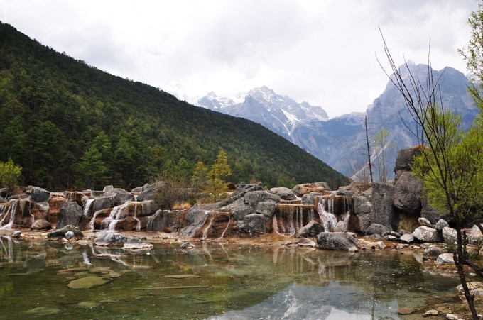 玉龙雪山纳西人心中的神山,玉龙雪山是当地纳西族的神山