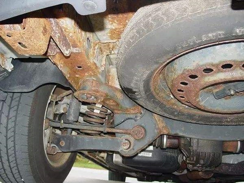 用车|底盘装甲就是汽车的护肤品?(上)|Y车评