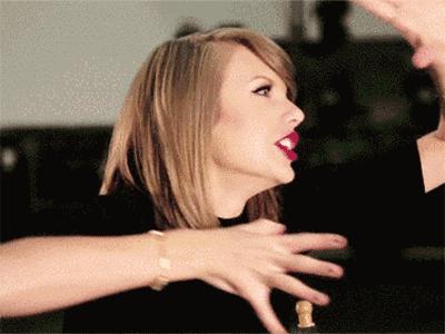 你所拨打的电话正在通话中怎么办,您拨打的电话正在忙这是怎么回事