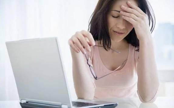 英汉语言中的性别歧视及分析论文,下列句子中哪一句有性别歧视倾向