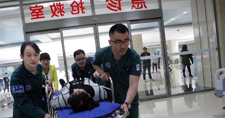 盛京医院南湖院区男护士,盛京男护士