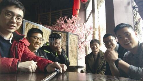 晒出你的欢聚时刻祝大家节日快乐,晒晒你家的新年聚会