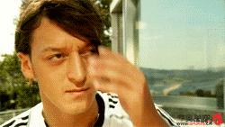 实验：在身上喷费洛蒙就能泡到妞吗？