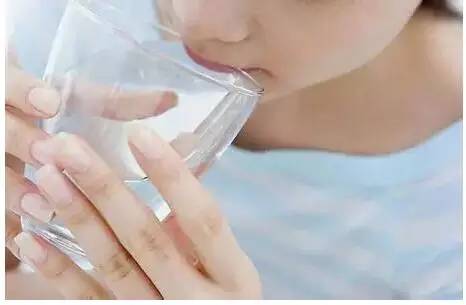 今日财经新闻头条最新直播,今日财经在线直播视频