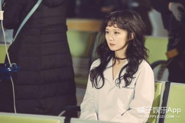 空气刘海卷起来,卷发刘海泰迪卷