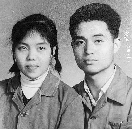 中国各年代婚纱照,夫妻看看多年前的婚纱照