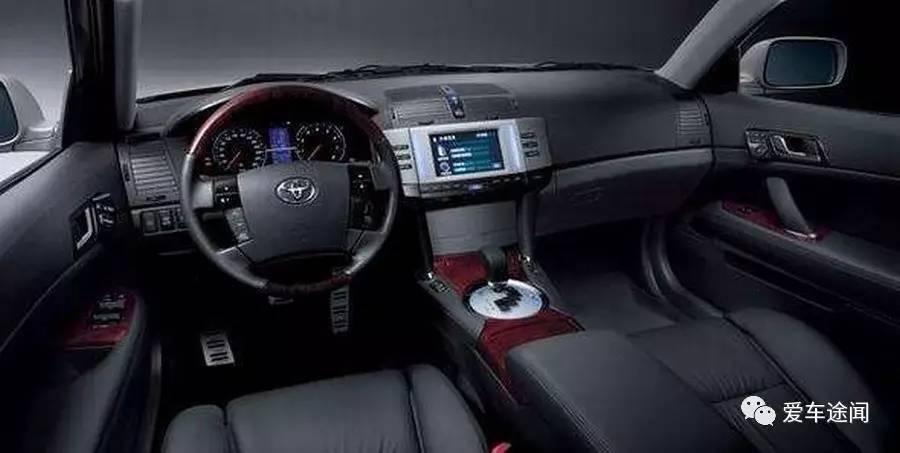 十三代锐志日规版,老锐志日规外观