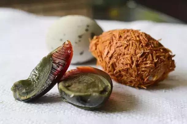 不要再问为什么鸡精没有鸡老婆饼没有老婆龟苓膏里也没有龟