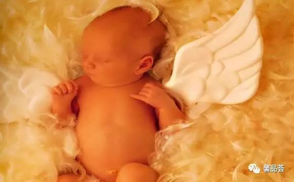 新生儿出生24小时内黄疸感染,新生儿出现黄疸家人要做些什么