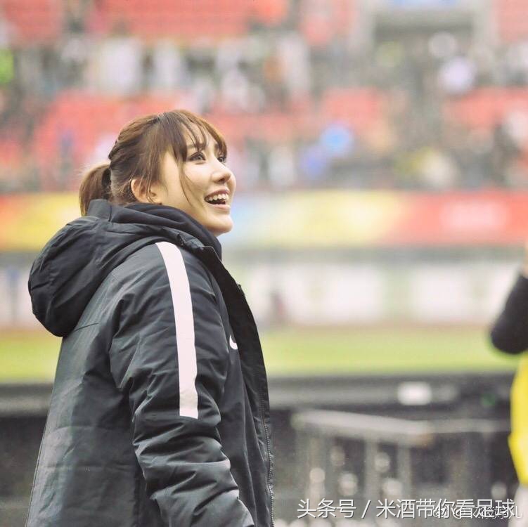 世林！贵州美女老板这一举动令人佩服不护短重罚冲超功勋队长